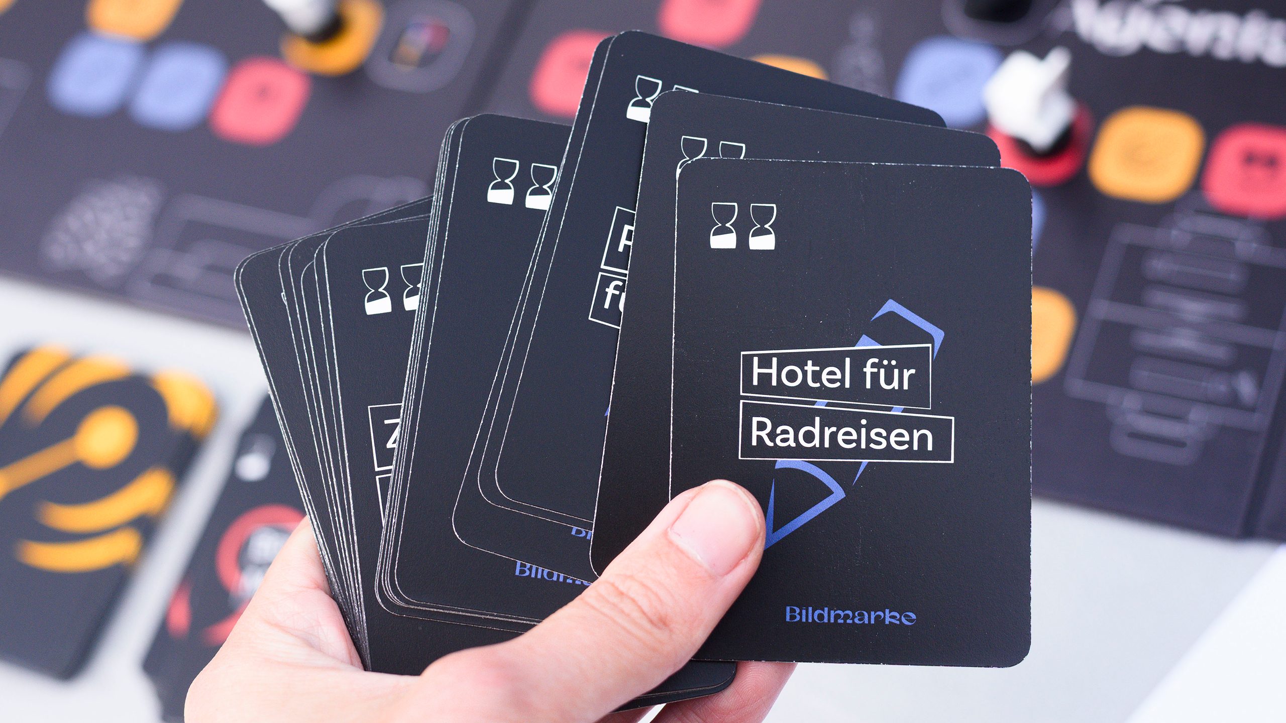 dmp_bachelor_gamedesign_pitchplease_vorschau